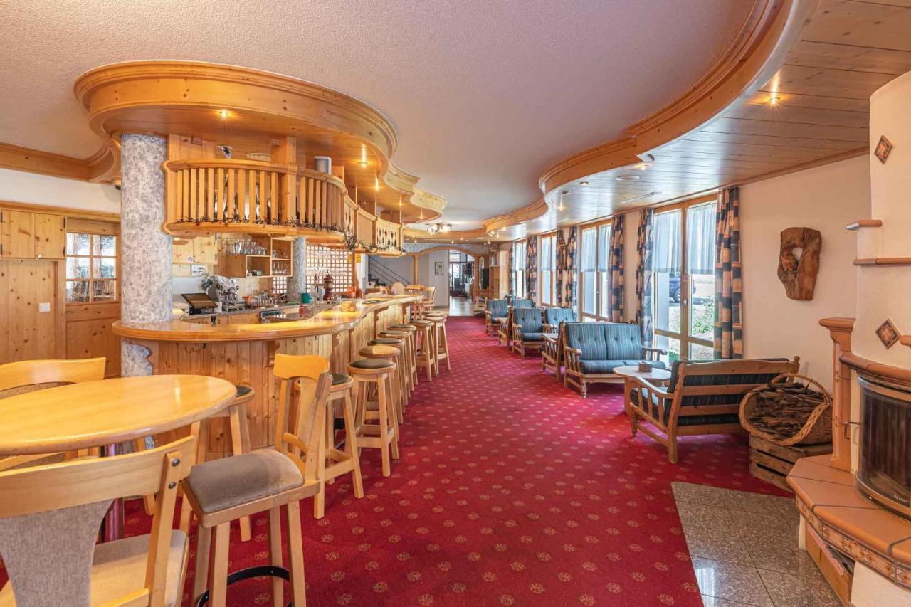 安培布里克养生酒店 Fieschertal 外观 照片